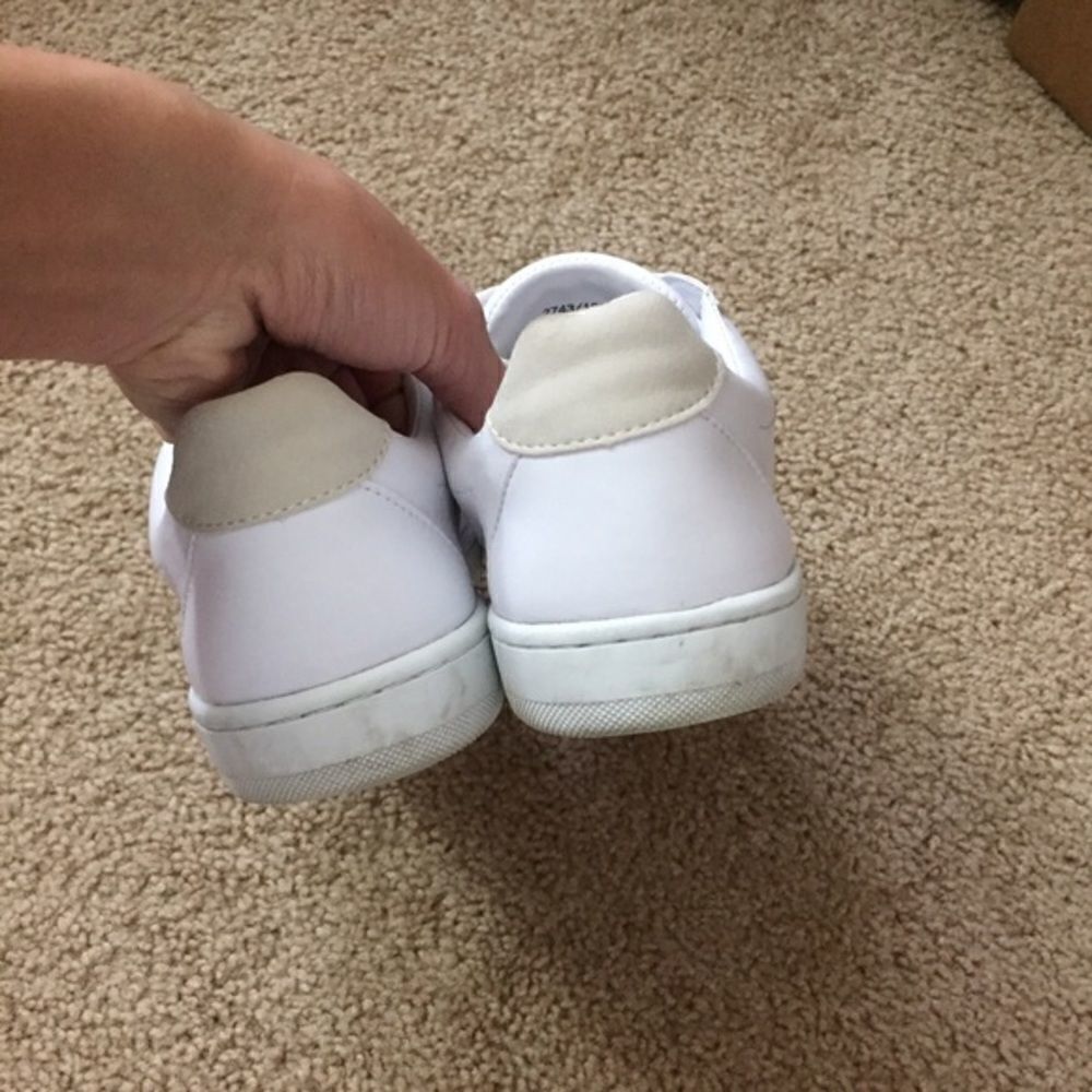 Zara Basic White Shoes - Picture 3 of 4